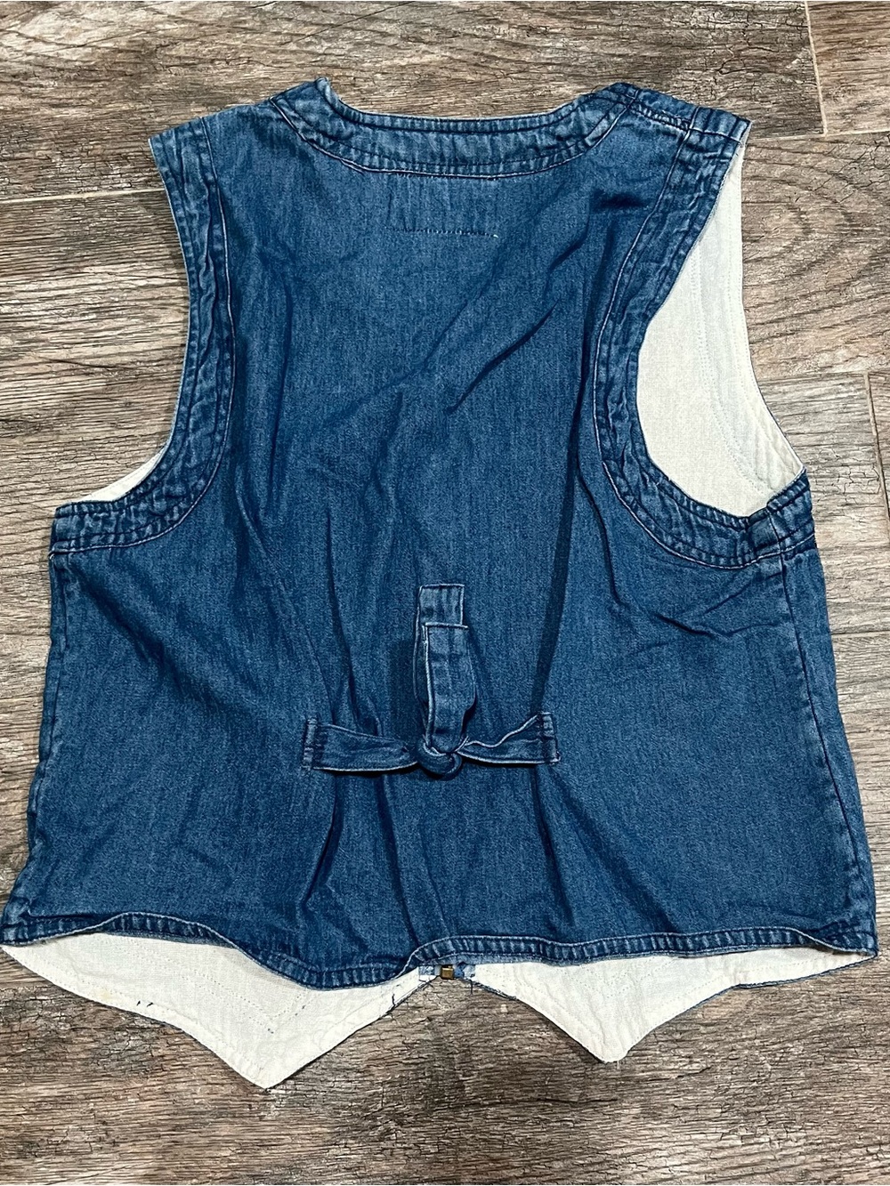 Vintage Denim Floral Tapestry Zip Vest - Picture 2 of 4